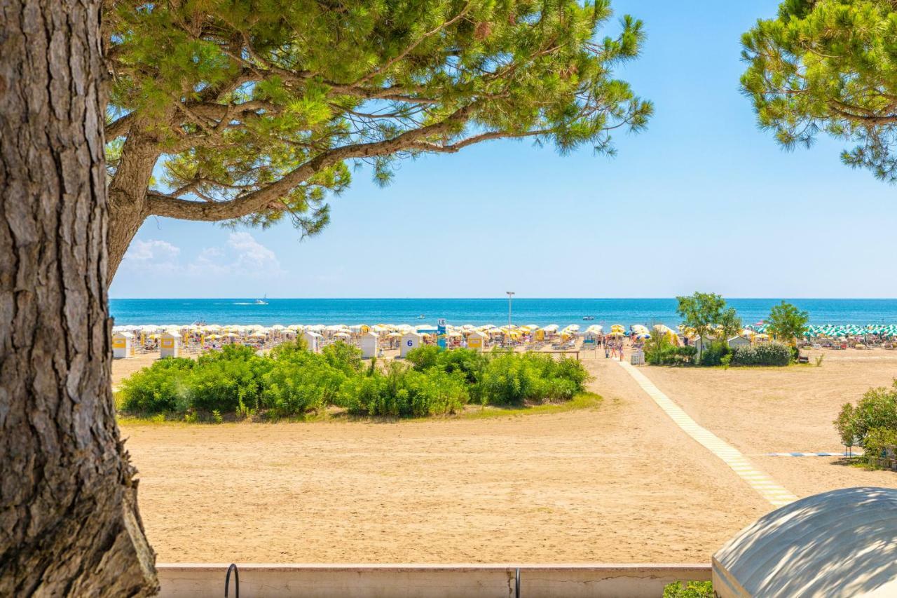 Marina Junior Suite 4 Stelle S Caorle Exterior photo